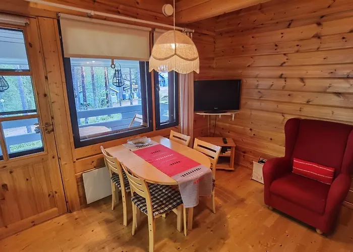 Kuerkoemmeli, 아파트 *